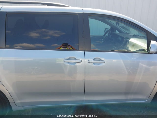 Toyota Sienna Le 8 Passenger 2015 5TDKK3DC7FS590177 Image 13