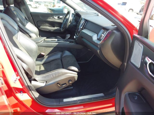 YV4A22RM7J1004846 Volvo Xc60 T6 R-design