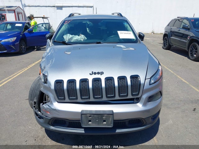 1C4PJMAB9HW587245 Jeep Cherokee Altitude 4x4