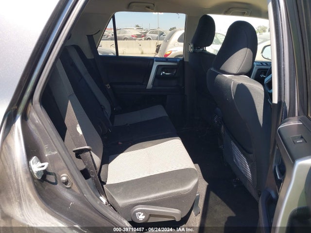 Toyota 4RUNNER SR5 2020 JTEZU5JRXL5225633 Image 8