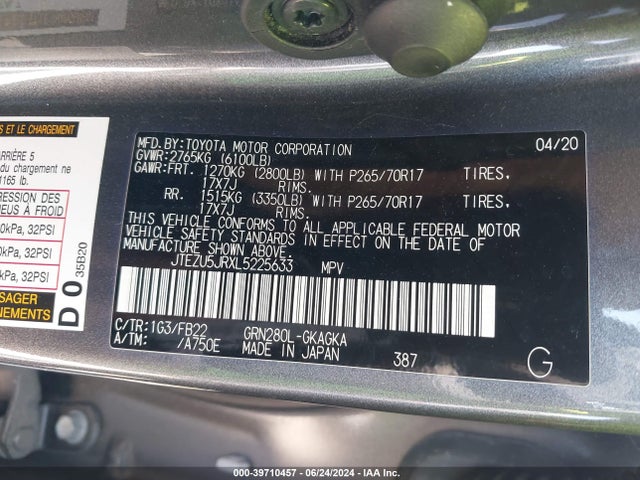 Toyota 4RUNNER SR5 2020 JTEZU5JRXL5225633 Image 9