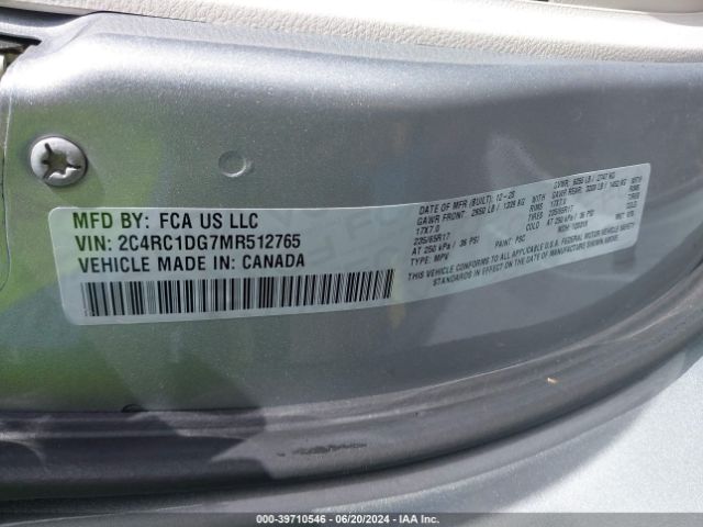 2C4RC1DG7MR512765 Chrysler Voyager Lxi