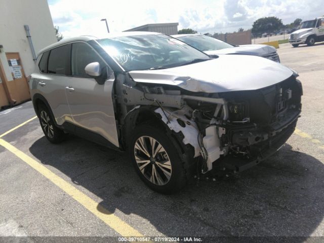 5N1BT3BB0NC695484 Nissan Rogue Sv Intelligent Awd