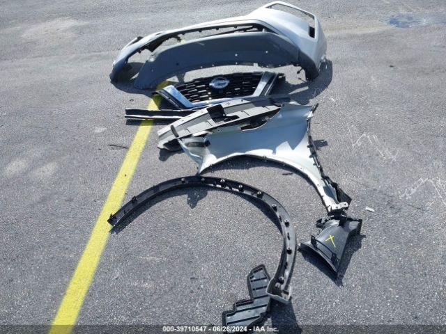 5N1BT3BB0NC695484 Nissan Rogue Sv Intelligent Awd