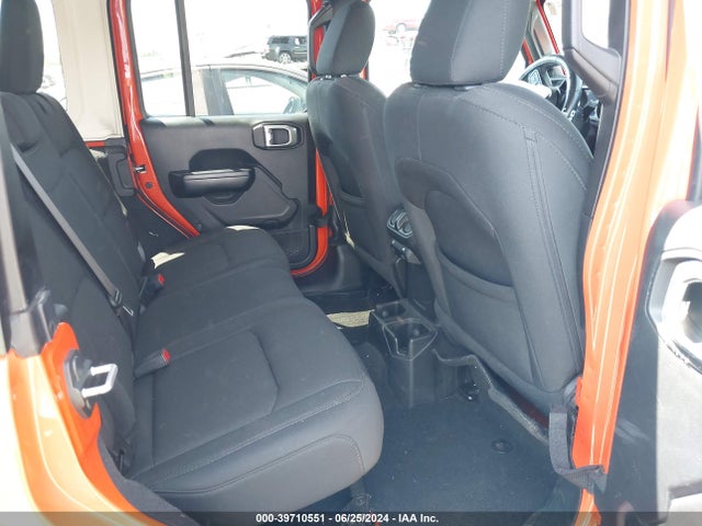 1C4HJXDN7LW152728 Jeep Wrangler Unlimited Sport S 4x4