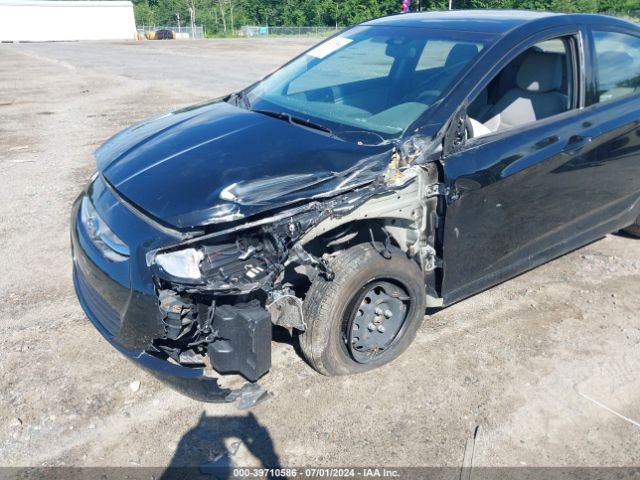 KMHCT4AE8HU328840 Hyundai ACCENT SE