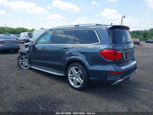 2016 MERCEDES-BENZ GL 4JGDF7DE0GA705248 Photo 2