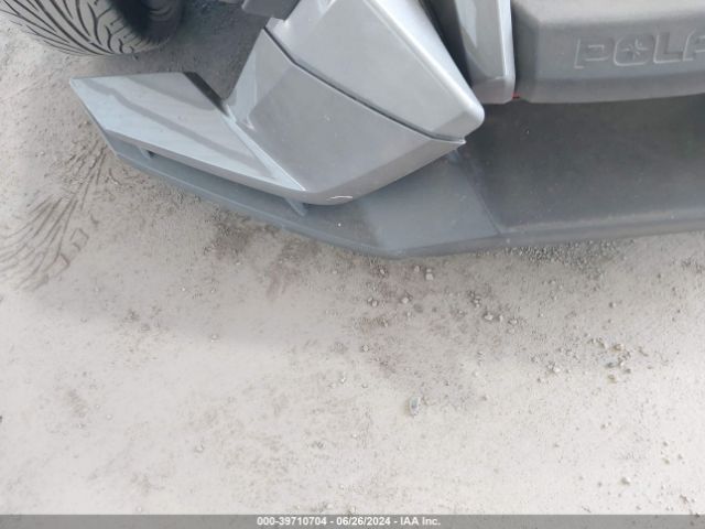 2015 POLARIS SLINGSHOT 57XAASFA6F5105240 Photo 5