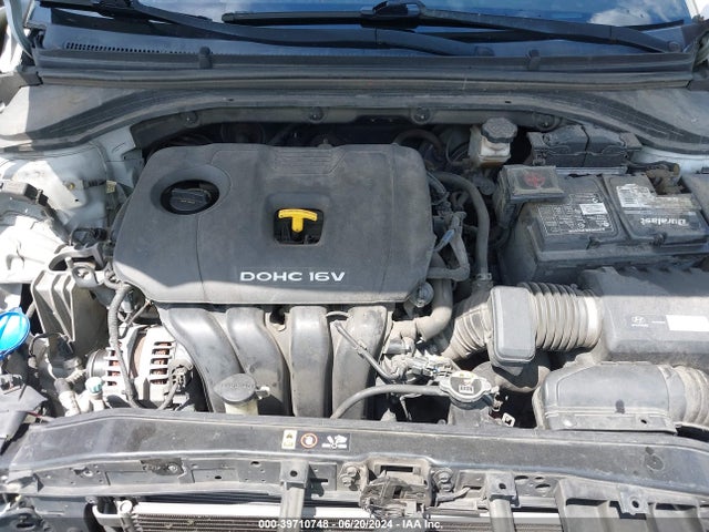 Hyundai ELANTRA SE 2017 KMHD74LF6HU403324 Image 10