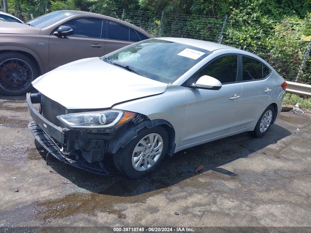 Hyundai ELANTRA SE 2017 KMHD74LF6HU403324 Image 2