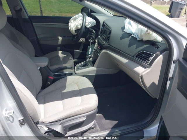 Hyundai ELANTRA SE 2017 KMHD74LF6HU403324 Image 5