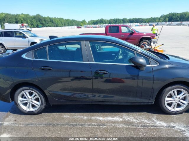1G1BE5SM9J7230810 Chevrolet Cruze Lt Auto