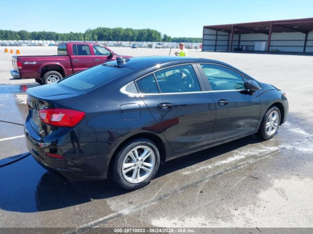 1G1BE5SM9J7230810 Chevrolet Cruze Lt Auto