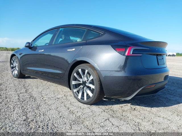 2024 TESLA MODEL 3 5YJ3E1EA0RF741656 Photo 2