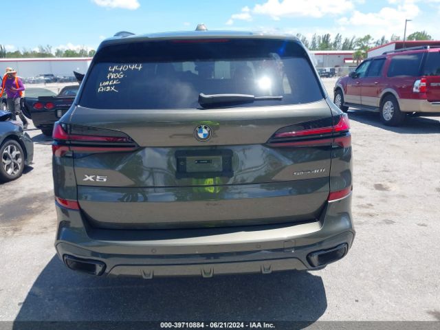 5UX13EU03R9T95589 BMW X5 Sdrive40i