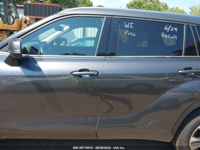 5TDGZRBH6MS128452 Toyota Highlander Xle