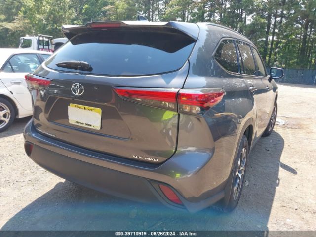 5TDGZRBH6MS128452 Toyota Highlander Xle