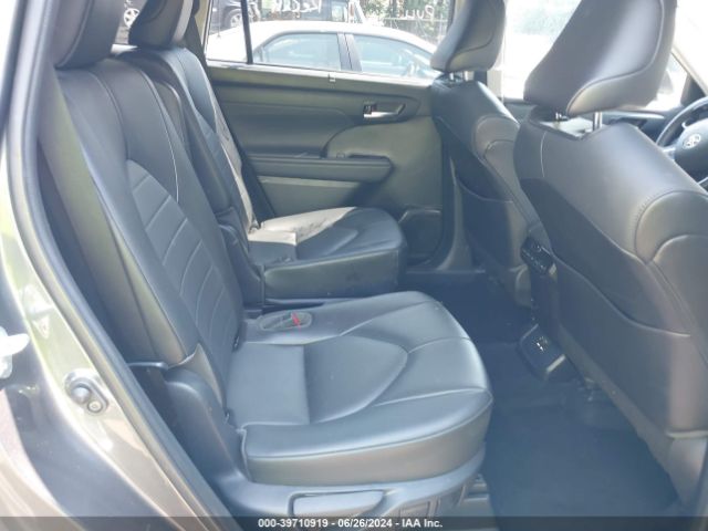 5TDGZRBH6MS128452 Toyota Highlander Xle