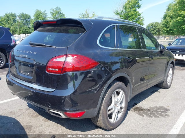 2011 PORSCHE CAYENNE WP1AB2A22BLA53258 Photo 3