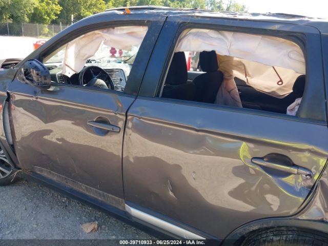 JA4AZ3A36GZ048784 Mitsubishi Outlander Es