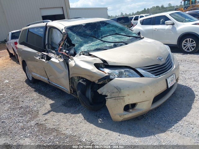 Toyota Sienna Xle V6 8 Passenger 2014 5TDYK3DC0ES417898 main image