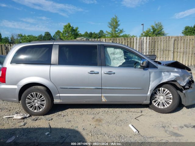 2C4RC1CG4FR578825 Chrysler Town & Country Touring-l