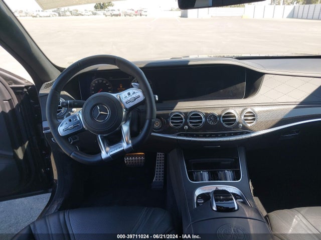 WDDUG8JBXJA387038 Mercedes-Benz Amg S 63 4matic