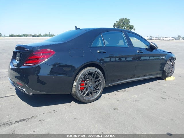 WDDUG8JBXJA387038 Mercedes-Benz Amg S 63 4matic