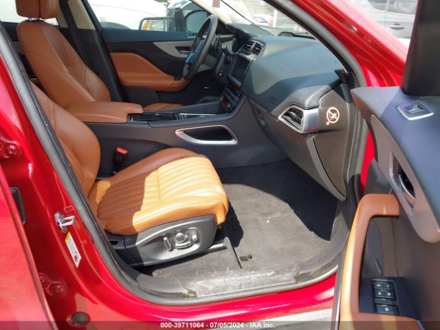 SADCN2GX1KA366712 Jaguar F-pace 30t Portfolio