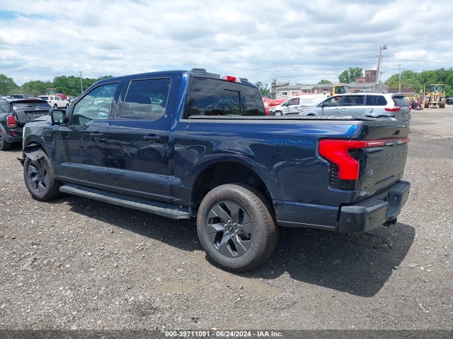 Ford F-150 Lightning Lariat 2023 1FT6W1EVXPWG42428 Image 3