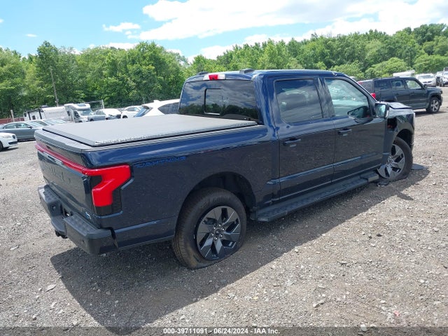 Ford F-150 Lightning Lariat 2023 1FT6W1EVXPWG42428 Image 4