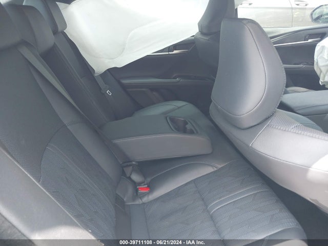 Toyota CAMRY XSE 2025 4T1DAACKXSU504791 Image 8