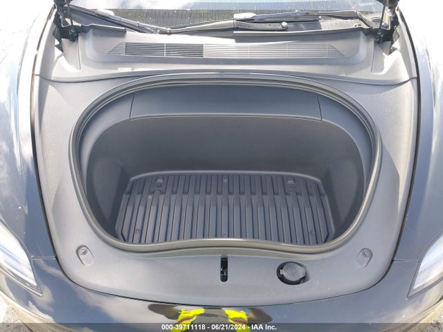 2024 TESLA MODEL 3 5YJ3E1EA2RF752352 Photo 9