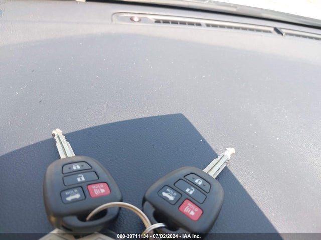 Toyota COROLLA SE 2017 5YFBURHE6HP599666 Image 11