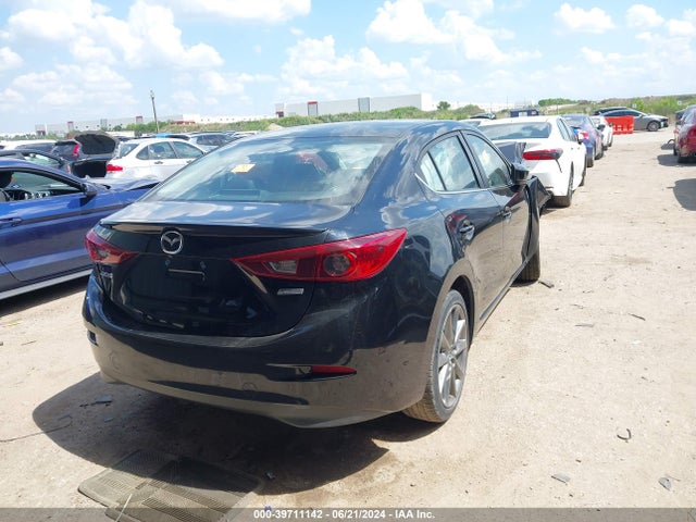 3MZBN1V39JM201877 Mazda Mazda3 Touring