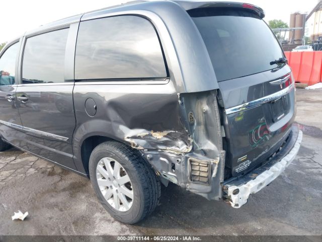 2C4RC1BG5GR300180 Chrysler Town & Country Touring
