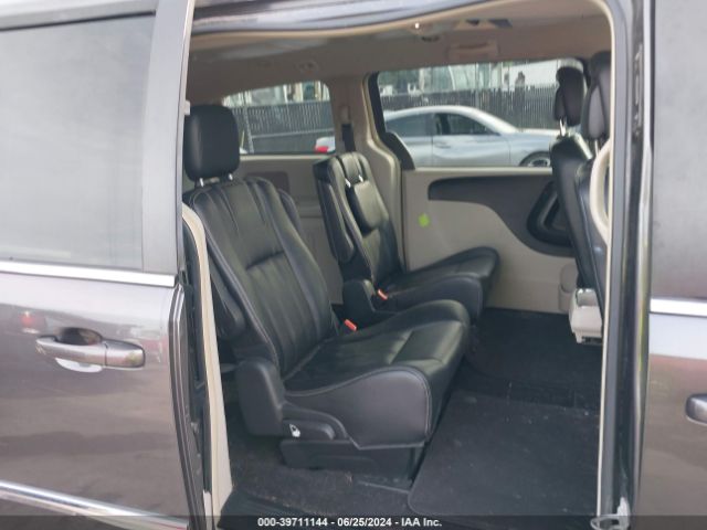 2C4RC1BG5GR300180 Chrysler Town & Country Touring