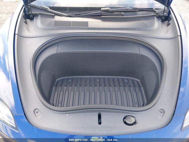 2024 TESLA MODEL 3 5YJ3E1EA5RF750174 Photo 9