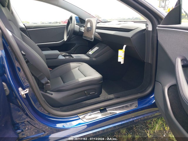 2024 TESLA MODEL 3 5YJ3E1EA5RF750174 Photo 4