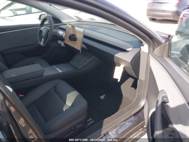 2024 TESLA MODEL 3 5YJ3E1EA5RF751289 Photo 4