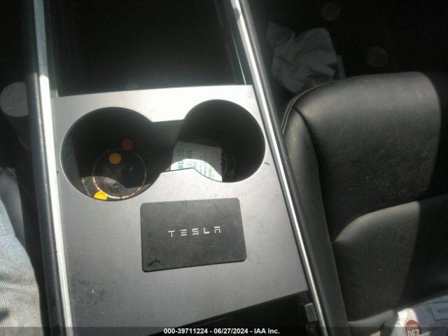 7SAYGAEE3NF381136 Tesla Model Y Long Range Dual Motor All-wheel Drive