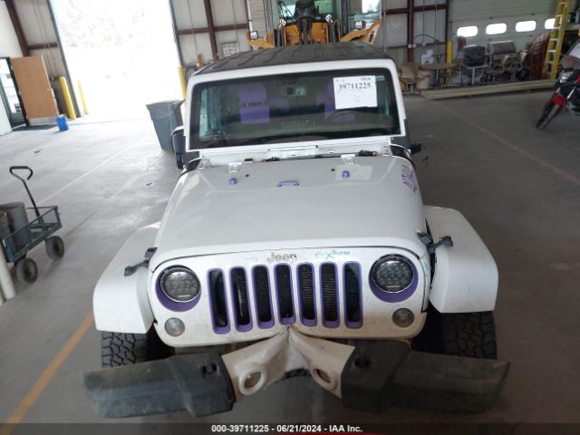1C4BJWEG3GL163667 Jeep Wrangler Unlimited Sahara