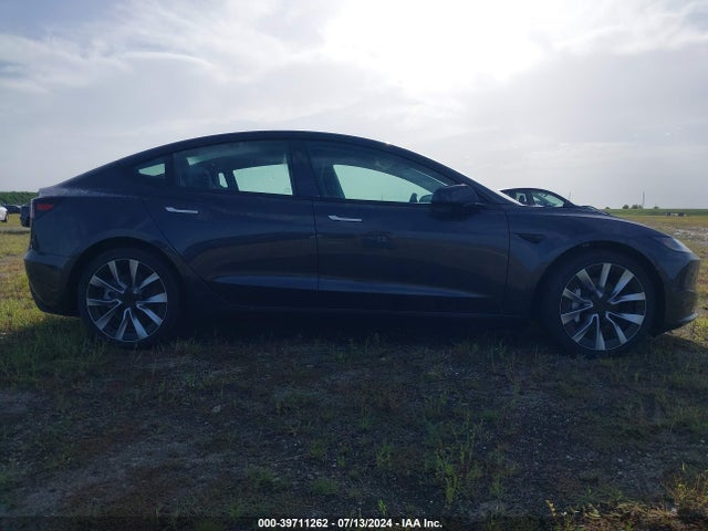 Tesla Model 3 Rear-wheel Drive 2024 5YJ3E1EA5RF752507 Image 17