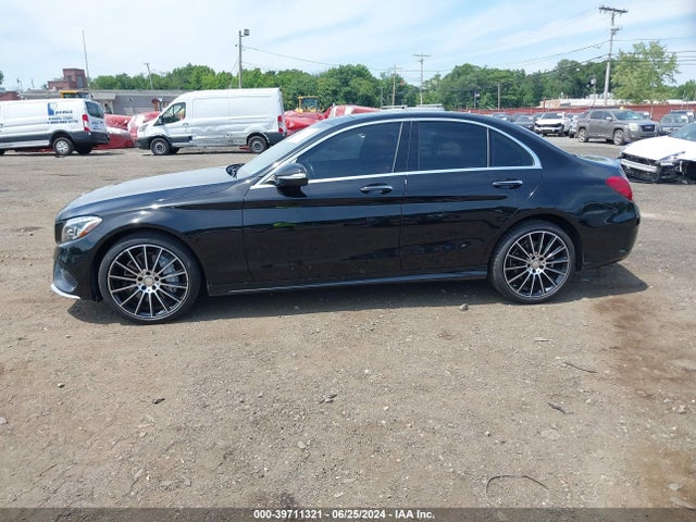 55SWF4KB7FU005865 Mercedes-Benz C 300 4matic/luxury 4matic/sport 4matic