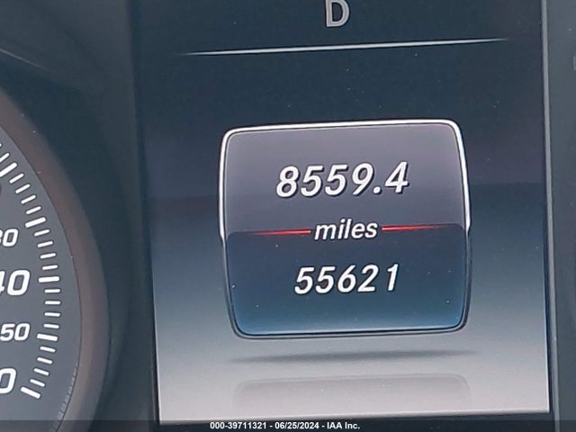 55SWF4KB7FU005865 Mercedes-Benz C 300 4matic/luxury 4matic/sport 4matic