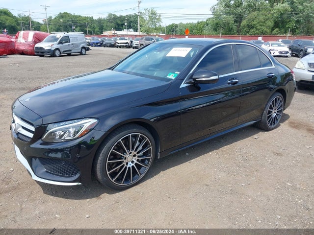 55SWF4KB7FU005865 Mercedes-Benz C 300 4matic/luxury 4matic/sport 4matic