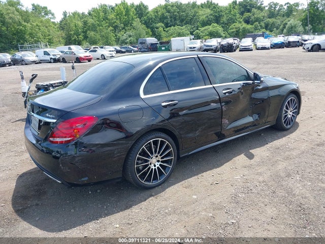 55SWF4KB7FU005865 Mercedes-Benz C 300 4matic/luxury 4matic/sport 4matic