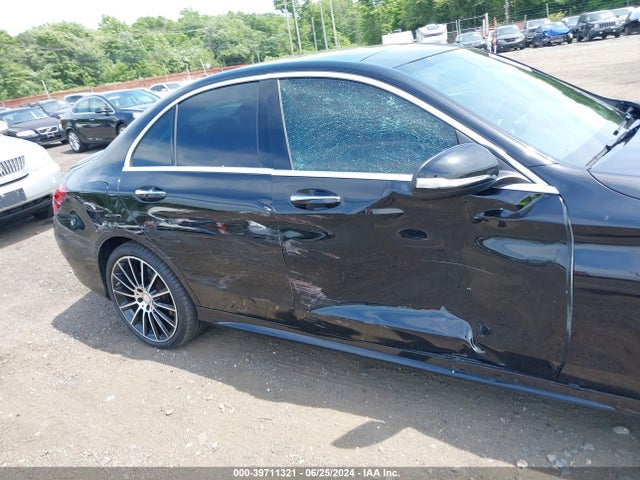55SWF4KB7FU005865 Mercedes-Benz C 300 4matic/luxury 4matic/sport 4matic