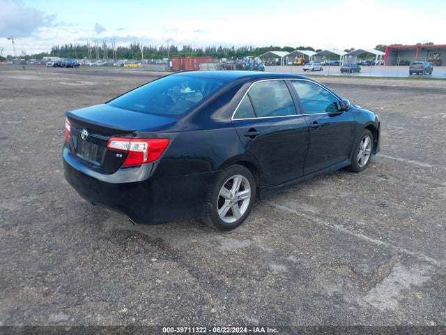 Toyota CAMRY SE 2014 4T1BF1FK8EU395434 Image 4