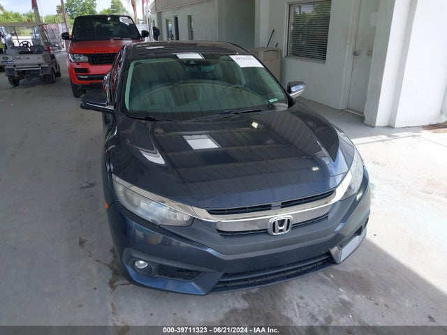 Honda Civic Touring 2017 19XFC1F98HE010484 Image 12
